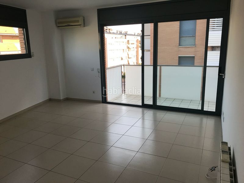Foto ce1bc442-ad71-4e28-9eb4-f99431484c59. Piso en Eixample Sant Joan Despí