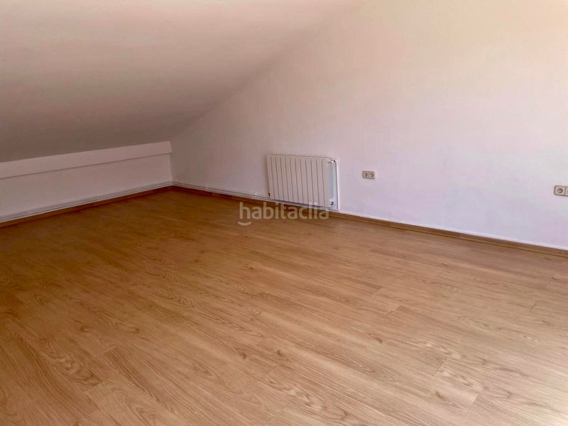 Foto a26dedbe-2681-43f0-9047-4c10b697901e. Lloguer casa amb calefacció a Finestrelles Esplugues de Llobregat