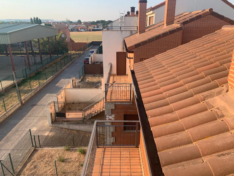 Foto f7e746aa-8f07-46f1-b319-0eaa4dd98c0f. Doppelhaus in calle real 113b in Puente Duero Valladolid