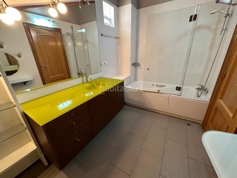 Foto 4505bb3a-86a4-4135-94eb-40d86bf31e57. Flat with heating parking pool in Centro Valladolid