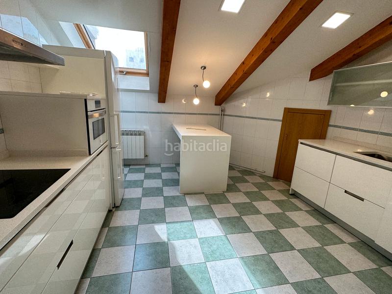 Foto b907cc7a-772e-46cc-885e-3df3971ff34d. Flat with heating parking pool in Centro Valladolid