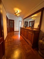 Pis en Calle siervas de jess 17. Impecable piso amueblado