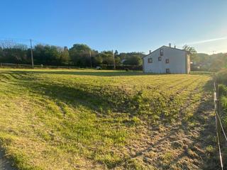 Terreny residencial  Barrio el cueto. Gran parcela al lado de comillas