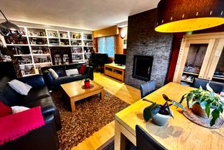 Casa aparellada  Calle malaza. Pareado con bajocubierta reformada impecable