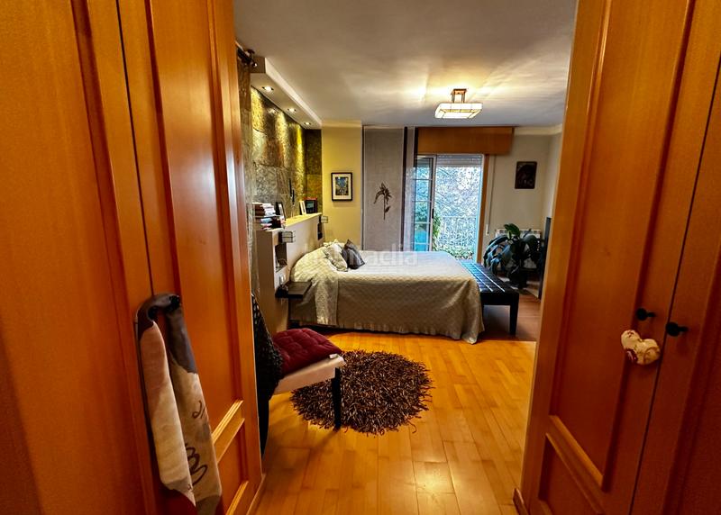 Foto 03358c05-3dc0-4b72-82fb-5b94e9075eb6. Casa aparellada amb xemeneia calefacció aparcament a Arroyo de la Encomienda