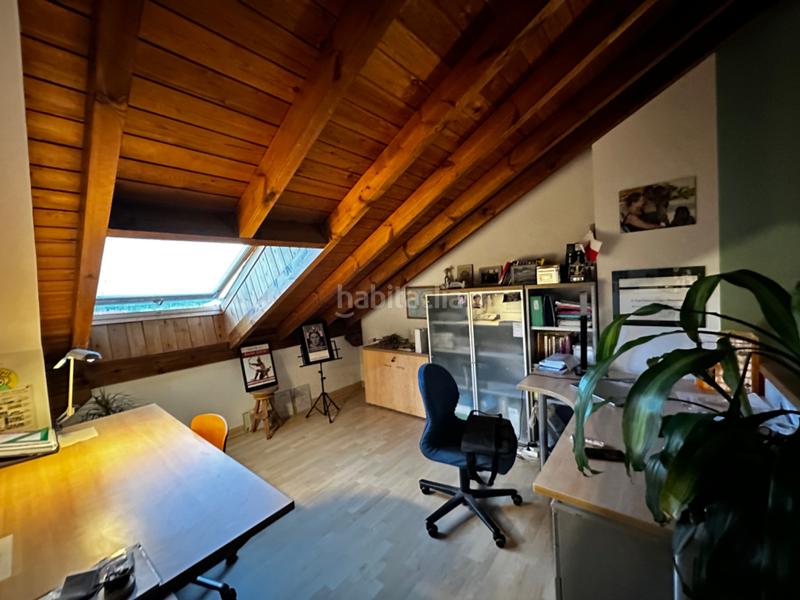 Foto baed70db-d94e-45fd-99d7-9ce97375ed64. Casa aparellada amb xemeneia calefacció aparcament a Arroyo de la Encomienda