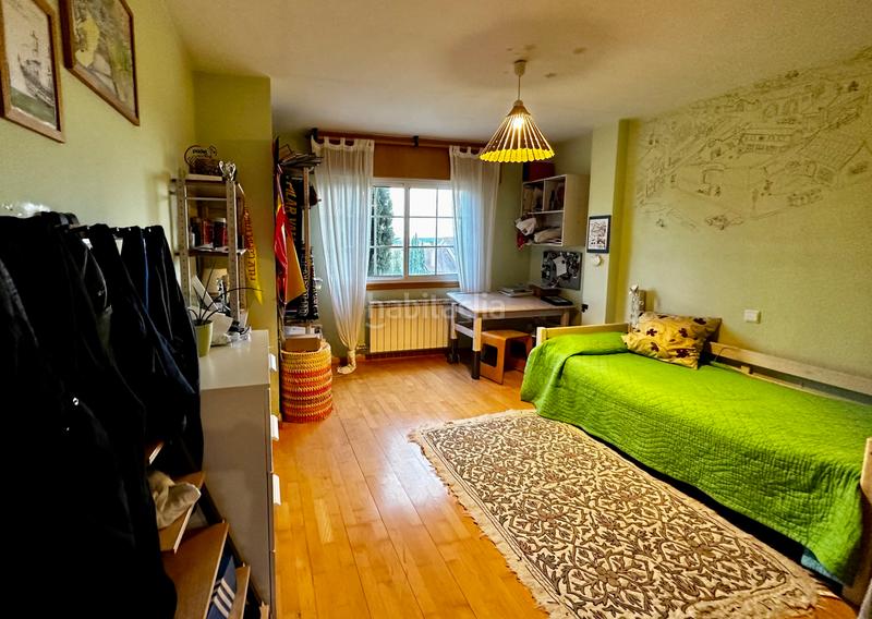 Foto c10e5b32-246e-495c-bb65-17a581e948ab. Casa aparellada amb xemeneia calefacció aparcament a Arroyo de la Encomienda