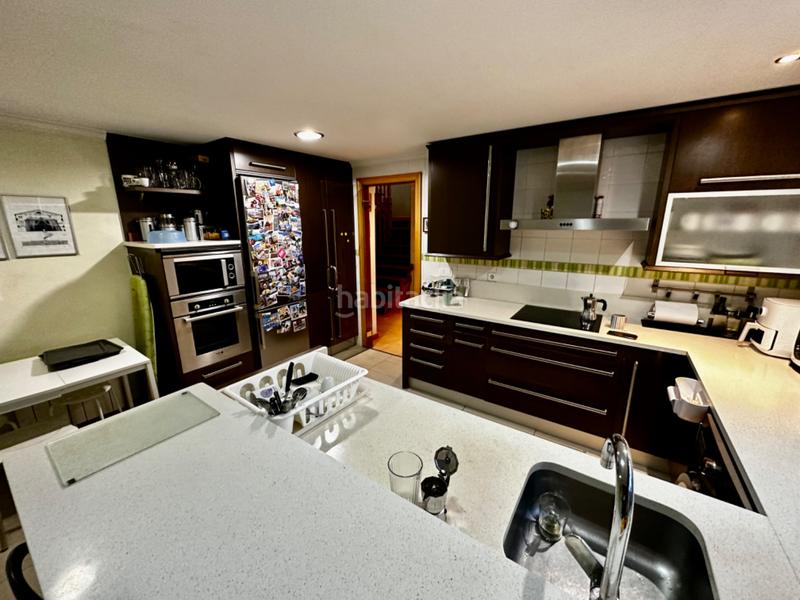 Foto f71aeb58-2fc3-415b-9617-d81aafd0122b. Casa aparellada amb xemeneia calefacció aparcament a Arroyo de la Encomienda