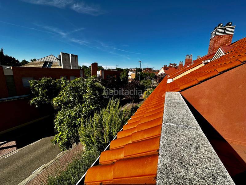 Foto 8c3f0cb7-ce3c-4b0f-97f1-b2c8afca8a04. Casa adosada gran chalet en la mejor zona en Parque Alameda - Paula López Valladolid