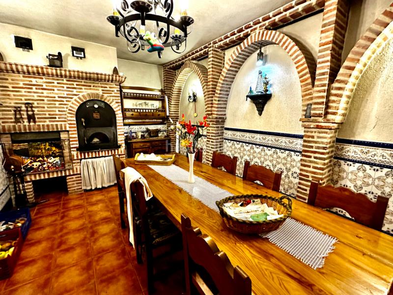 Foto ade4be7b-42c0-4321-a919-5bbae355e01b. Casa adosada gran chalet en la mejor zona en Parque Alameda - Paula López Valladolid