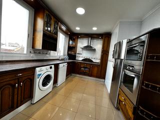 Flat in Calle de santiago 17. Al lado plaza mayor y buenas vistas.