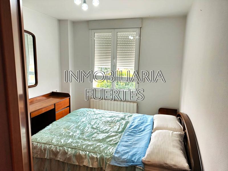 Foto e3bc2b2c-703c-4e7a-b109-e92f6675a712. Etagenwohnung mit heizung parking in El Soto León