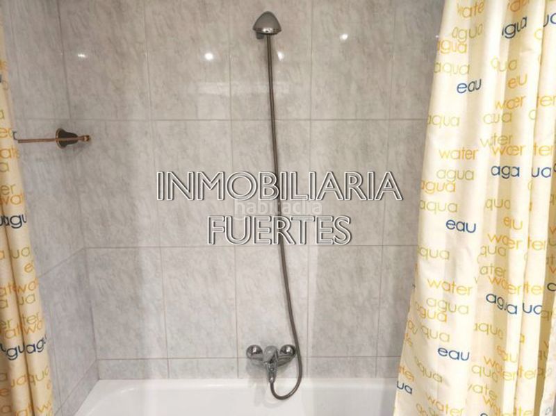Foto d3c096f1-fe50-438b-8d19-7469f03cc77b. Rent flat with heating in Las Ventas León