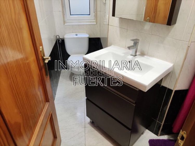 Foto b8e7dd3e-be2c-4133-a15b-04924f05186c. Apartament amb calefacció a San Esteban León