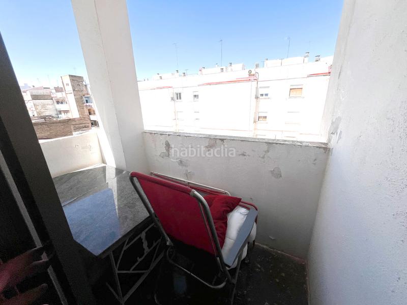 Foto e913ef48-7fd2-4bec-88f0-1b2ef65fa0c1. Pis a Barrio Benicalap Valencia