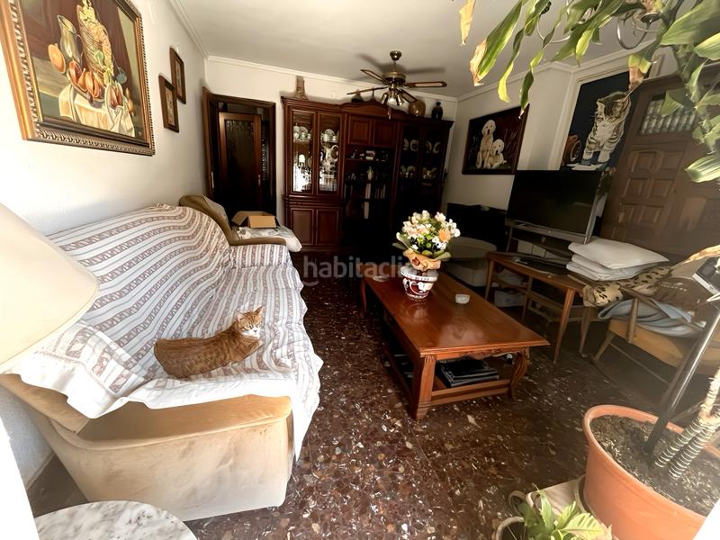 Foto c0c5afce-58c2-417f-a26e-3e09292c8e03. Piso en Barrio Benicalap Valencia