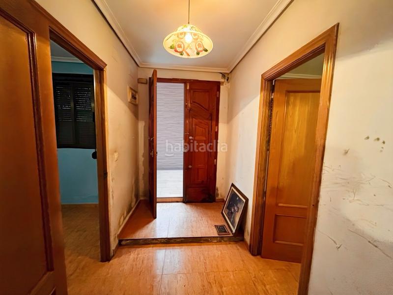 Foto 1bf68f03-deb7-4691-917b-53ab5ddf653d. Piso en Torrefiel Valencia