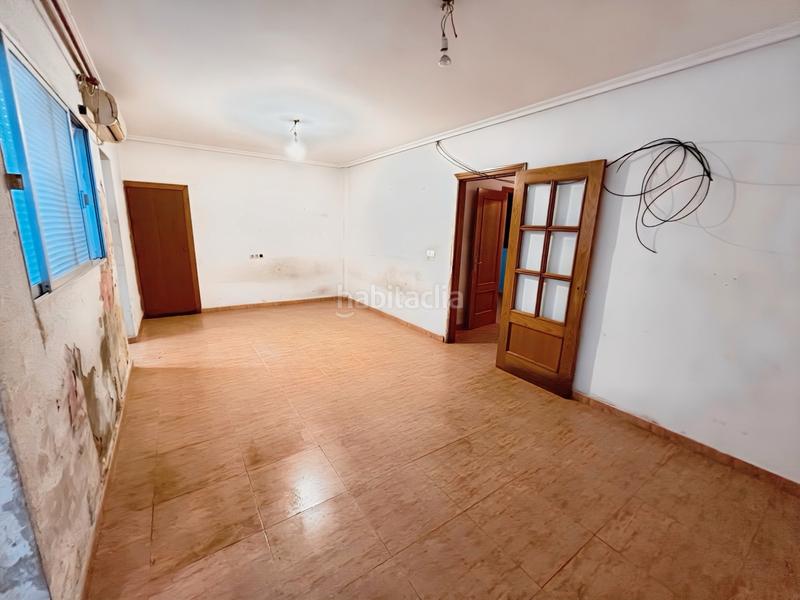 Foto 87e385aa-2b14-43c3-bb77-7d1255222e3d. Piso en Torrefiel Valencia