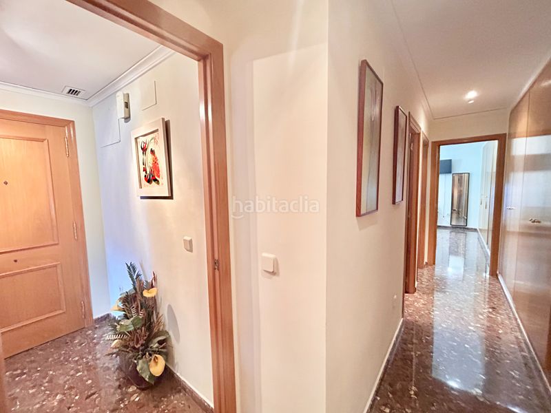 Foto badc3541-6a1f-49c3-9eb8-2a31da63bb2c. Pis amb aparcament a Centro Xirivella