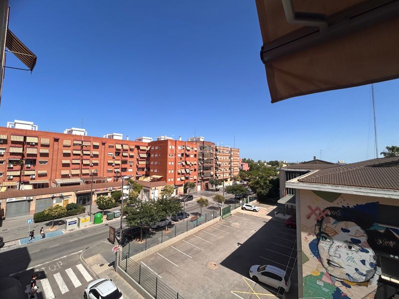Foto f6ef7934-7954-4721-8689-012c0df662c4. Pis amb aparcament a Centro Xirivella