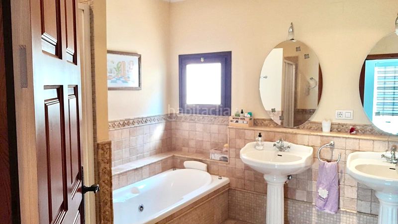 Foto 05fb3d70-f80d-43d3-abc2-9145ab3b9752. Chalet en Sueca Sueca