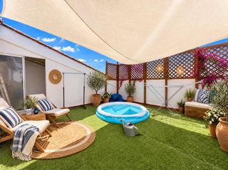 Zweistöckige Wohnung  Carrer d'alzira
