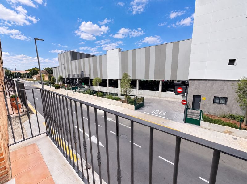 Foto be7c46ca-3510-4eb6-b340-4516e6f7cdad. Casa adossada a Sueca Sueca