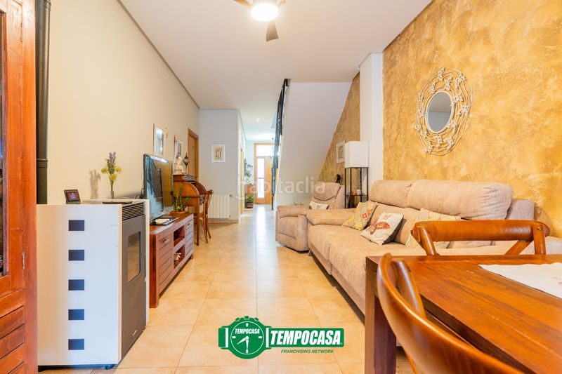 Foto 4034bd31-01c1-479a-95d8-dd1fc0950b06. Casa adosada en Moncada