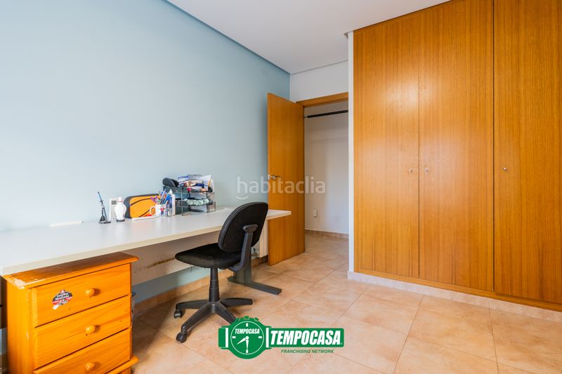 Foto 71e56338-07a9-413a-b6e8-e184d082f145. Casa adosada en Moncada