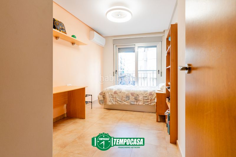Foto 7fc7b8ef-9c6a-4552-9e44-67015d256155. Casa adosada en Moncada