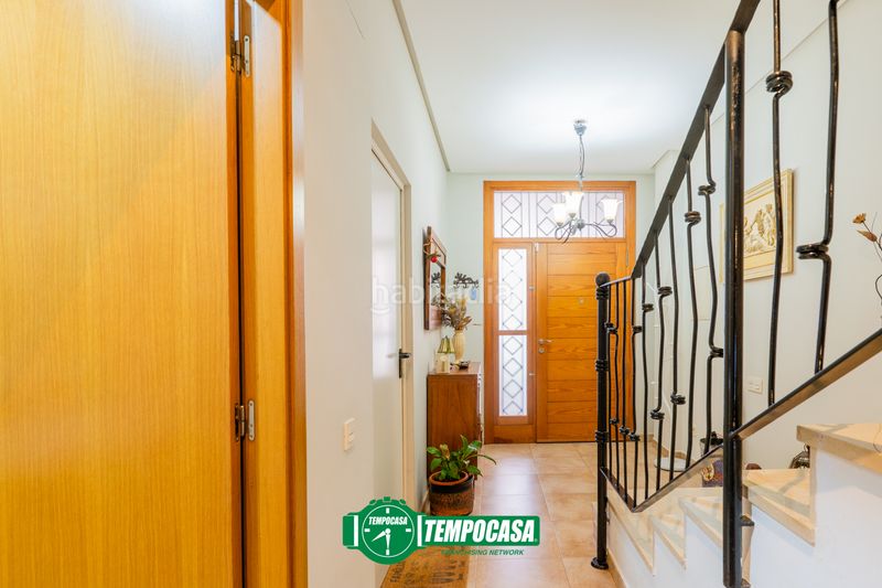Foto 83e026b8-4c5a-429f-832a-3686d59e9ff3. Casa adosada en Moncada