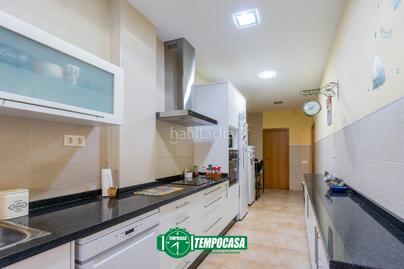 Foto 8709d0d8-5ea2-4524-a327-faa58051f99d. Casa adosada en Moncada