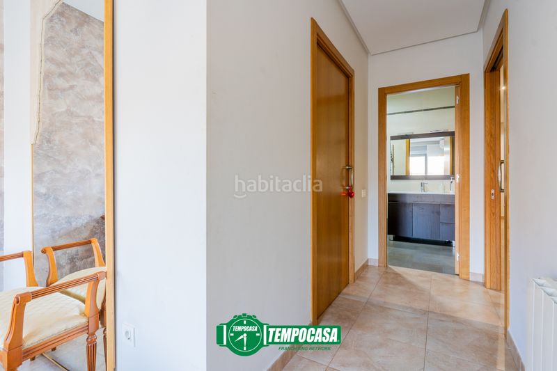 Foto bd4e8bff-cf16-4c5d-843d-6560bfd665f8. Casa adosada en Moncada