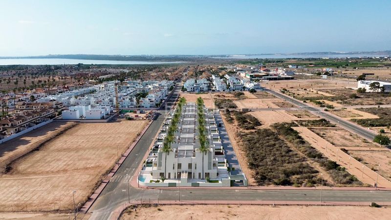 Foto dd7cb714-81eb-427e-bad6-dfceb969f7a1. Dúplex vivienda de confort y sostenibilidad en areabeach iv cdad. quesada, alicante. en Rojales