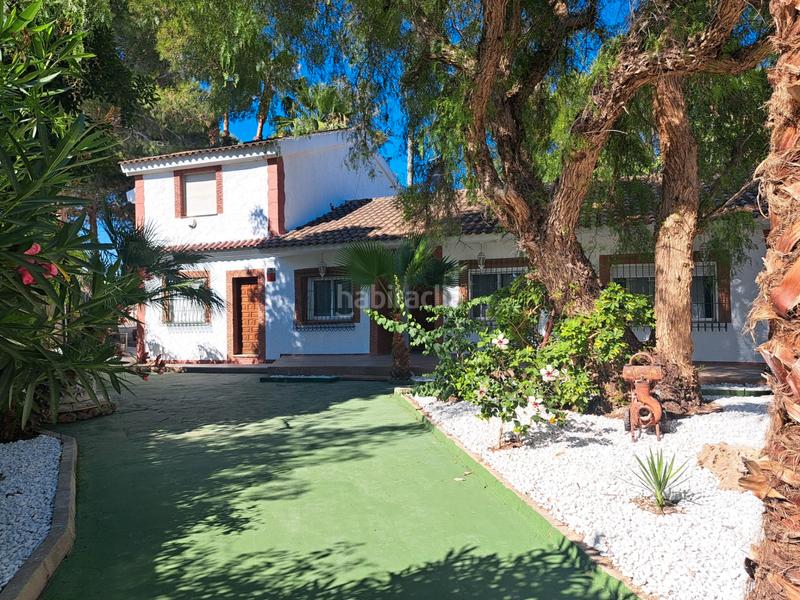 Foto 216b0c26-ca4e-4ab2-b74b-35625854d2c1. Casa con parcheggio in Orihuela ciudad Orihuela