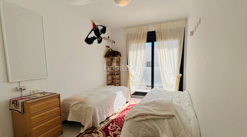 Foto 4a1e4e5c-b5d7-4979-923b-610d0419823a. Piso impresionante apartamento de 2 habitaciones en mil palmeras en Alicante