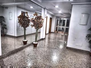 Piso en Centro. Amplio y luminoso piso en fuente lamo de murcia