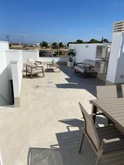 Chalet en San Pedro del Pinatar. Encantadora villa en san pedro del pinatar  tu refugio perfecto
