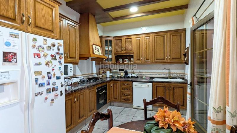 Foto 5a77fe3f-1d2e-4252-b4bf-ec13f9f8c401. Chalet mit heizung parking pool in Desamparados - Hurchillo - Torremendo Orihuela