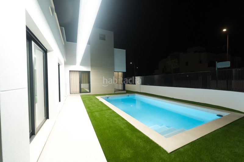 Foto 1dbd3be0-2d79-47b4-bd8d-6e1f15d79328. Chalet tu paraíso en torre pacheco te espera! en Centro Alcázares (Los)