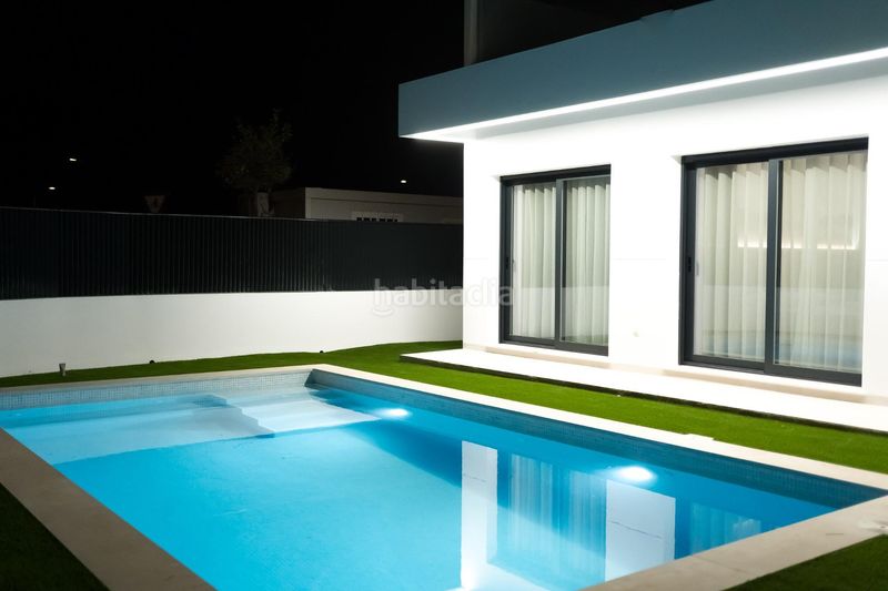 Foto 75aa304a-1c8f-48ad-82d9-6fc34f4f4a2b. Chalet tu paraíso en torre pacheco te espera! en Centro Alcázares (Los)