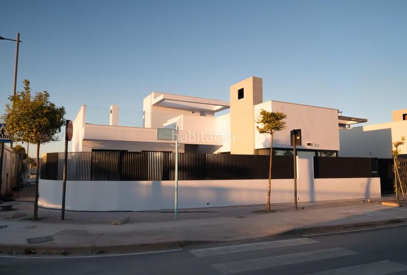 Foto fdc683fe-3346-4da9-a4d2-2a5dffeefba8. Chalet tu paraíso en torre pacheco te espera! en Centro Alcázares (Los)