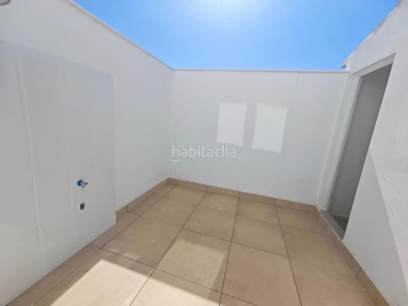 Foto 69df33a1-cd18-4a30-95da-421987ebc9e1. Àtic amb aparcament a Beniaján Murcia