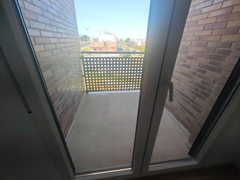 Foto cc3bcf86-8412-4e22-b77e-1b623bca310e. Pis amb aparcament a Beniaján Murcia