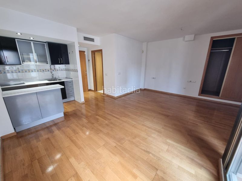 Foto 63dec3ce-b970-4587-af88-7576eb5e48a4. Pis amb aparcament a Juan Carlos I Murcia