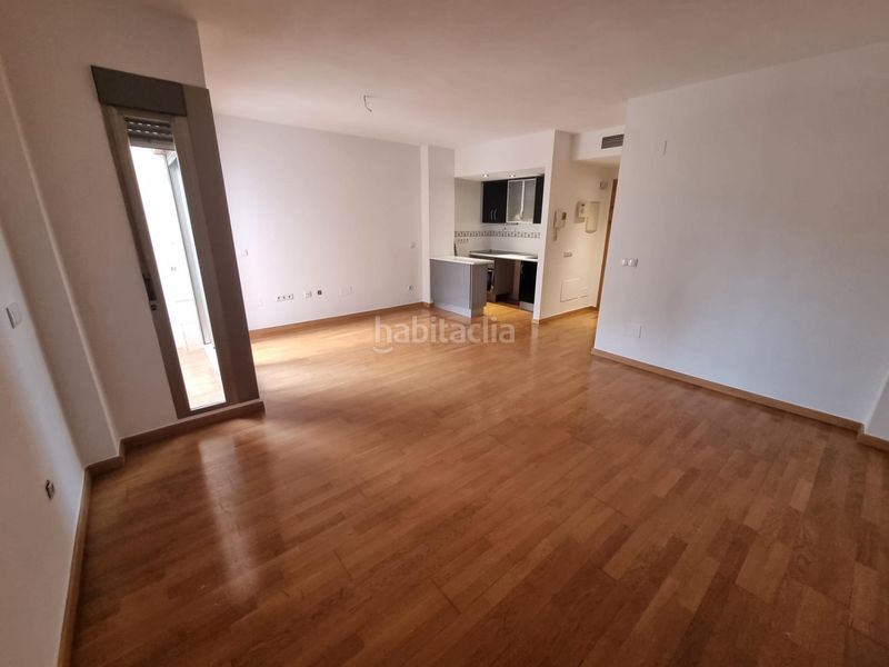 Foto a16afed3-c8fa-4e44-89e5-a6f8843972b0. Pis amb aparcament a Juan Carlos I Murcia