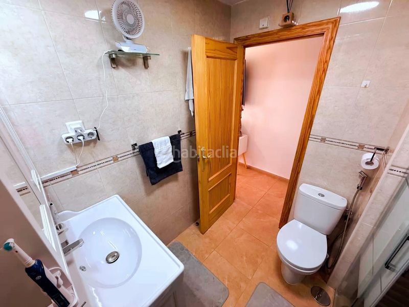 Foto e061ac2c-56bc-43c6-b787-8dd24fb37401. Pis amb calefacció aparcament a Centro Alcázares (Los)
