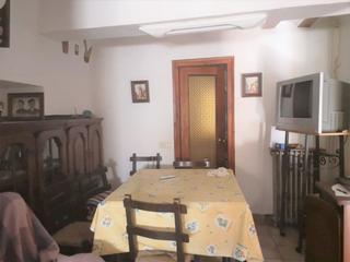 Casa a Ábalos. Casa en venta en abalos, 5 dormitorios.