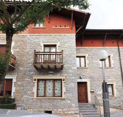 Casa adossada  Avda. estibaliz. Adosado en venta en centro, 4 dormitorios.