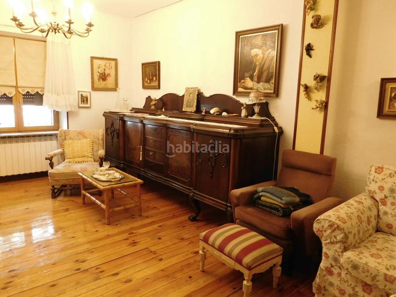 Foto 2bccbcd9-9d57-4ba3-b8c8-dba313812b0c. Casa adossada amb calefacció a Judimendi Vitoria - Gasteiz